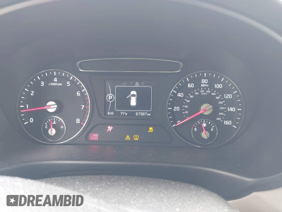 2018 Kia Sorento LX with VIN 5XYPG4A38JG349087, listed as a IAAI auction lot 41979249 with 67,387 mi miles. Bid and sale history available at carsss.com. Image 7.