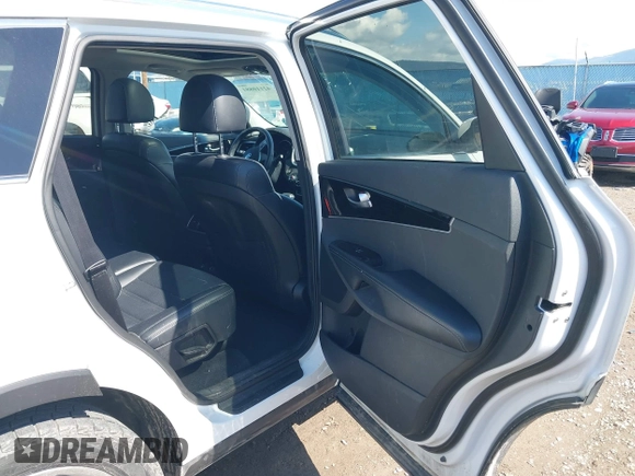 2019 Kia Sorento EX z VIN 5XYPHDA59KG606743, wystawiony jako IAAI lot #42110881 z przebiegiem 98 614 mil mil oraz . Historia ofert i sprzedaży dostępna na DreamBid. Obrazek 8.