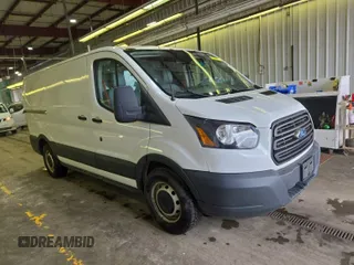 2016 Ford Transit Cargo z VIN 1FTYE1YM9GKB19505, wystawiony jako IAAI lot #42774251 z przebiegiem 252 184 mil mil oraz . Historia ofert i sprzedaży dostępna na DreamBid. Obrazek 44.