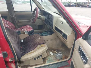 1991 Jeep Cherokee с VIN 1J4FJ58SXML632724, выставлен на аукционе IAAI как лот 42228652 с пробегом 287 840 миль миль и . История ставок и продаж доступна на DreamBid. Изображение 5.