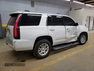 2015 GMC Yukon Denali with VIN 1GKS2CKJ1FR191804, listed as a Copart auction lot 68242514 with 250,403 mi miles and Salvage Title. Bid and sale history available at carsss.com. Image 3.