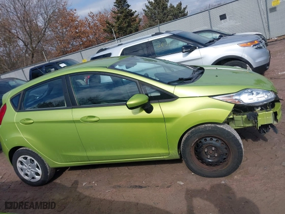 2011 Ford Fiesta SE with VIN 3FADP4EJ2BM113623, listed as a IAAI auction lot 41685229 with 137,954 mi miles. Bid and sale history available at carsss.com. Image 13.