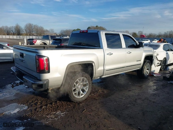 2018 GMC Sierra 1500 SLT with VIN 3GTU2NEJ2JG637723, listed as a IAAI auction lot 41643227 with 161,849 mi miles. Bid and sale history available at carsss.com. Image 4.