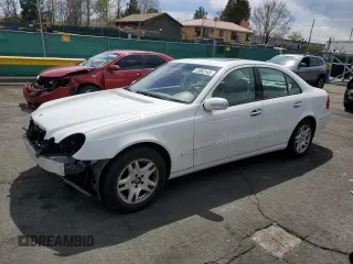 2004 Mercedes-Benz E 320 with VIN WDBUF65J94A412257, listed as a Copart auction lot 53062145 with 140,891 mi miles and Salvage Title. Bid and sale history available at carsss.com. Image 1.
