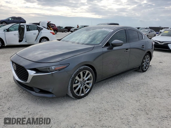 2020 Mazda 3 Premium with VIN JM1BPAEM4L1169510, listed as a Copart auction lot 38144903 with 33,253 mi miles and . Bid and sale history available at DreamBid. Image 1.