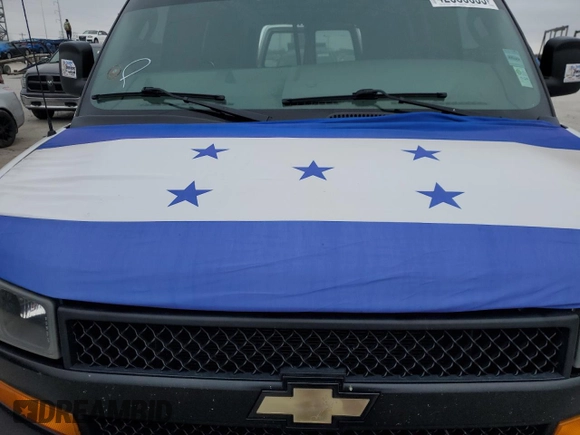 2018 Chevrolet Express Cargo with VIN 1GCWGBFPXJ1262805, listed as a Copart auction lot 42833655 with 139,417 mi miles and Salvage title. Bid and sale history available at DreamBid. Image 13.