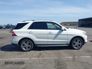 2013 Mercedes-Benz M 350 with VIN 4JGDA5HB9DA110185, listed as a IAAI auction lot 42563832 with 125,340 mi miles and . Bid and sale history available at DreamBid. Image 13.