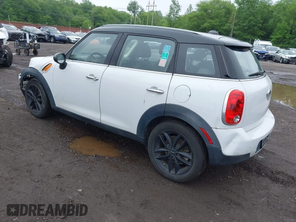 2013 MINI Countryman with VIN WMWZB3C53DWM08244, listed as a IAAI auction lot 42281364 with 139,894 mi miles and . Bid and sale history available at DreamBid. Image 3.