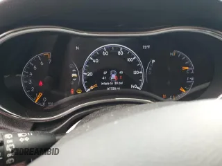 2019 Jeep Grand Cherokee Altitude with VIN 1C4RJFAG8KC760617, listed as a Copart auction lot 60262015 with 97,726 mi miles and Salvage title. Bid and sale history available at DreamBid. Image 9.