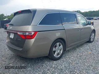2011 Honda Odyssey Touring с VIN 5FNRL5H98BB095796, выставлен на аукционе IAAI как лот 42094695 с пробегом 158 410 миль миль и . История ставок и продаж доступна на DreamBid. Изображение 4.