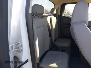 2019 Chevrolet Colorado 4WD Work Truck z VIN 1GCHTBEA3K1233097, wystawiony jako IAAI lot #41667849 z przebiegiem 107 720 mil mil oraz . Historia ofert i sprzedaży dostępna na DreamBid. Obrazek 8.