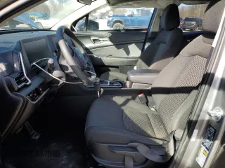 2024 Kia Sportage LX with VIN KNDPUCDF0R7265881, listed as a Copart auction lot 50235255 with 27,108 mi miles and Salvage Title. Bid and sale history available at DreamBid. Image 7.