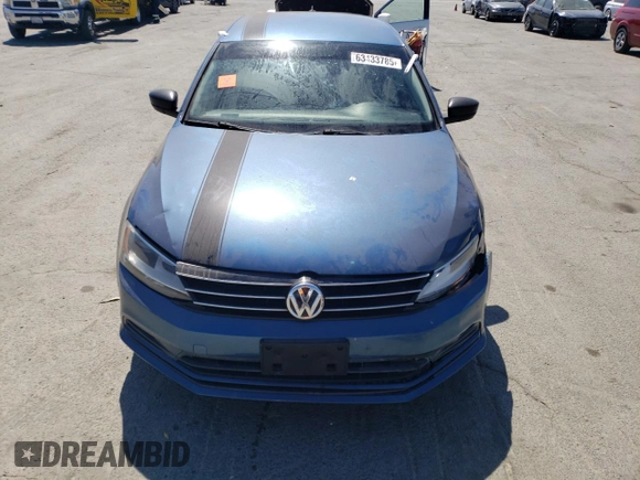 2015 Volkswagen Jetta SE with VIN 3VWD17AJ8FM242150, listed as a Copart auction lot 63433785 with 140,436 mi miles and Salvage title. Bid and sale history available at DreamBid. Image 5.