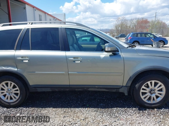 2008 Volvo XC90 I6 with VIN YV4CZ982X81462064, listed as a IAAI auction lot 41962290 with 135,921 mi miles. Bid and sale history available at carsss.com. Image 13.