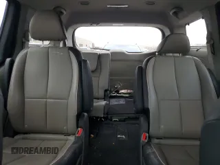 2015 Kia Sedona SX with VIN KNDMC5C19F6032915, listed as a Copart auction lot 82626784 with 135,594 mi miles and Salvage Title. Bid and sale history available at carsss.com. Image 10.