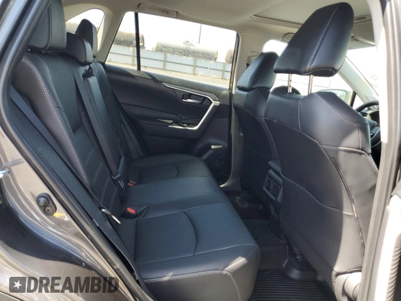 2025 Toyota RAV4 XLE Premium with VIN 2T3A1RFV4SC522493, listed as a Copart auction lot 58569445 with 14 mi miles and Salvage title. Bid and sale history available at DreamBid. Image 11.