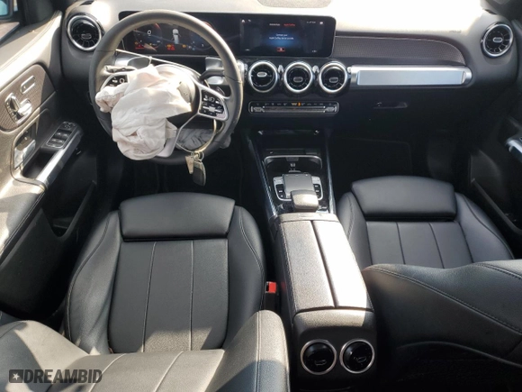 2020 Mercedes-Benz GLB with VIN W1N4M4HB0LW055545, listed as a Copart auction lot 43206885 with 62,641 mi miles and Salvage Title. Bid and sale history available at carsss.com. Image 8.