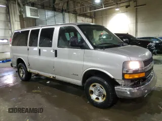 2006 Chevrolet Express Passenger with VIN 1GAHG35U161184548, listed as a Copart auction lot 83356414 with 164,196 mi miles and Clean title. Bid and sale history available at DreamBid. Image 4.
