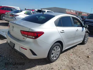2021 Kia Rio LX with VIN 3KPA24AD8ME403664, listed as a IAAI auction lot 41675554 with 37,999 mi miles. Bid and sale history available at carsss.com. Image 4.