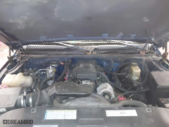 2000 Chevrolet Silverado 1500 LS with VIN 2GCEK19T0Y1274947, listed as a IAAI auction lot 42042066 with 200,262 mi miles. Bid and sale history available at carsss.com. Image 10.