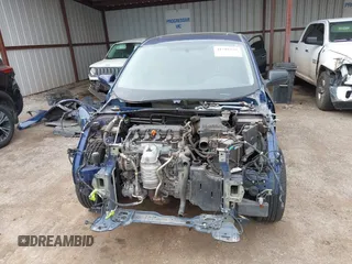 2017 Honda HR-V EX with VIN 3CZRU5H56HG702205, listed as a IAAI auction lot 41785535 with 85,833 mi miles. Bid and sale history available at carsss.com. Image 13.
