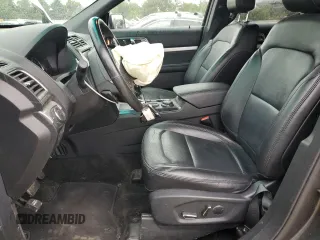 2017 Ford Explorer XLT z VIN 1FM5K8D80HGB51952, wystawiony jako Copart lot #60951985 z przebiegiem 80 198 mil mil oraz Szkoda całkowita • Salvage title. Historia ofert i sprzedaży dostępna na DreamBid. Obrazek 7.