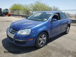 2008 Volkswagen Jetta SE с VIN 3VWRM71KX8M052990, выставлен на аукционе Copart как лот 54586175 с пробегом 151 184 миль миль и Списание • Salvage title. История ставок и продаж доступна на DreamBid. Изображение 1.