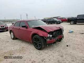 2008 Chrysler 300 C Hemi z VIN 2C3KA63HX8H281729, wystawiony jako Copart lot #51831955 z przebiegiem 217 551 mil mil oraz Szkoda całkowita • Salvage title. Historia ofert i sprzedaży dostępna na DreamBid. Obrazek 10.