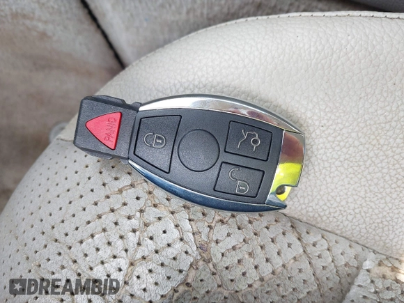 2006 Mercedes-Benz C 230 Sport z VIN WDBRF52H76F762025, wystawiony jako IAAI lot #42197195 z przebiegiem 186 275 mil mil oraz . Historia ofert i sprzedaży dostępna na DreamBid. Obrazek 11.