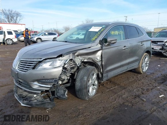 2016 Lincoln MKC Reserve with VIN 5LMTJ3DH0GUJ03524, listed as a IAAI auction lot 41405020 with 59,469 mi miles and . Bid and sale history available at DreamBid. Image 18.