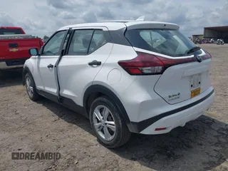 2022 Nissan Kicks S with VIN 3N1CP5BV1NL509901, listed as a IAAI auction lot 42122505 with 38,447 mi miles and . Bid and sale history available at carsss.com. Image 3.