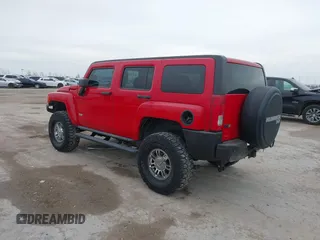 2007 Hummer H3 SUV with VIN 5GTDN13E778150501, listed as a IAAI auction lot 41435427 with 181,185 mi miles. Bid and sale history available at carsss.com. Image 3.