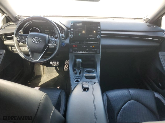 2019 Toyota Avalon Hybrid Limited with VIN 4T1B21FB8KU005018, listed as a Copart auction lot 45603125 with 111,976 mi miles and Salvage Title. Bid and sale history available at carsss.com. Image 8.