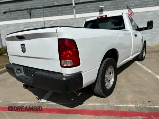 2020 Ram 1500 Tradesman with VIN 3C6JR6DG8LG263736, listed as a Copart auction lot 81547714 with 81,221 mi miles and Clean title. Bid and sale history available at DreamBid. Image 4.
