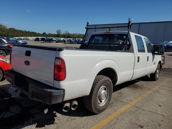 2014 Ford F-250 XL with VIN 1FT7W2AT3EEB10231, listed as a Copart auction lot 72242404 with 314,412 mi miles and Clean title. Bid and sale history available at DreamBid. Image 3.