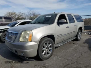 2009 GMC Yukon XL z VIN 1GKFC06279R255624, wystawiony jako Copart lot #49852455 z przebiegiem 236 322 mil mil oraz Szkody całkowita. Historia ofert i sprzedaży dostępna na DreamBid. Obrazek 1.