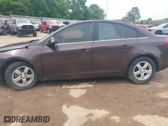 2015 Chevrolet Cruze LT with VIN 1G1PC5SB2F7280076, listed as a IAAI auction lot 41962830 with 94,039 mi miles and . Bid and sale history available at DreamBid. Image 14.