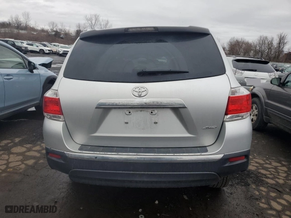2013 Toyota Highlander with VIN 5TDBK3EH5DS252283, listed as a Copart auction lot 49261705 with 110,213 mi miles and Salvage Title. Bid and sale history available at carsss.com. Image 6.
