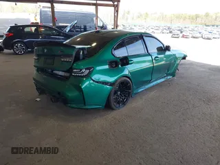 2024 BMW M3 Competition xDrive z VIN WBS43AY04RFS01910, wystawiony jako IAAI lot #42129206 z przebiegiem 26 939 mil mil oraz . Historia ofert i sprzedaży dostępna na DreamBid. Obrazek 4.