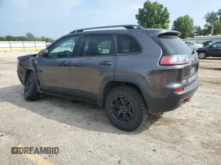 2020 Jeep Cherokee Trailhawk Elite z VIN 1C4PJMBN1LD534178, wystawiony jako Copart lot #68252364 z przebiegiem 85 946 mil mil oraz Szkoda całkowita • Salvage title. Historia ofert i sprzedaży dostępna na DreamBid. Obrazek 2.