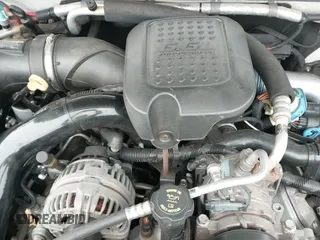 2009 Chevrolet Silverado 2500HD LTZ z VIN 1GCHK63619F129259, wystawiony jako IAAI lot #41748303 z przebiegiem 253 363 mil mil oraz . Historia ofert i sprzedaży dostępna na DreamBid. Obrazek 19.