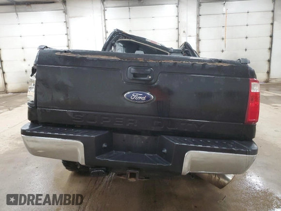 2014 Ford F-250 XL z VIN 1FT7W2BT4EEA84060, wystawiony jako Copart lot #54660585 z przebiegiem 203 567 mil mil oraz Czysty tytuł • Clean title. Historia ofert i sprzedaży dostępna na DreamBid. Obrazek 6.