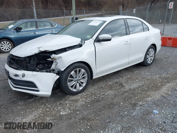 2016 Volkswagen Jetta Sedan 1.4T SE with VIN 3VWD67AJ3GM392427, listed as a IAAI auction lot 41704763 with 84,152 mi miles. Bid and sale history available at carsss.com. Image 18.