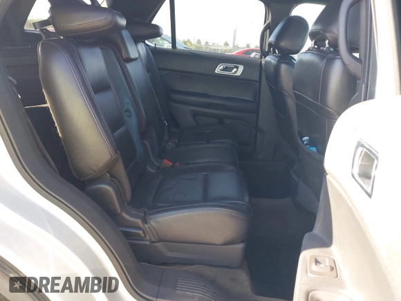 2013 Ford Explorer XLT with VIN 1FM5K7D82DGC68095, listed as a IAAI auction lot 41825424 with 117,650 mi miles and . Bid and sale history available at DreamBid. Image 8.