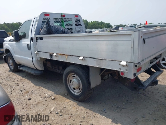 2015 Ford F-250 XL с VIN 1FDBF2A67FEC83574, выставлен на аукционе IAAI как лот 42420200 с пробегом Не указан миль и . История ставок и продаж доступна на DreamBid. Изображение 3.