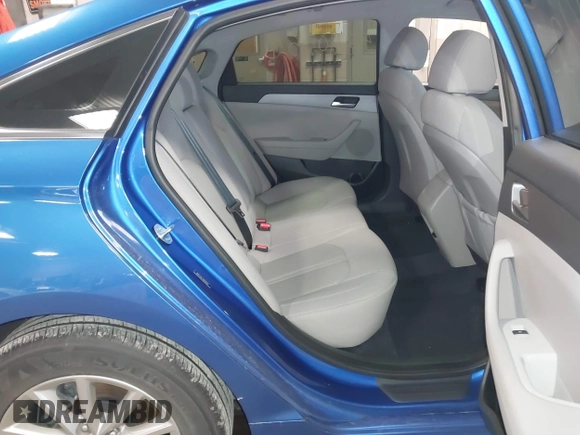 2018 Hyundai Sonata SE with VIN 5NPE24AF3JH690907, listed as a IAAI auction lot 41240554 with 35,457 mi miles and . Bid and sale history available at DreamBid. Image 8.