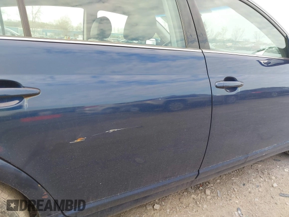 2005 Toyota Avalon XL with VIN 4T1BK36B05U049028, listed as a IAAI auction lot 42094971 with 274,181 mi miles. Bid and sale history available at carsss.com. Image 6.
