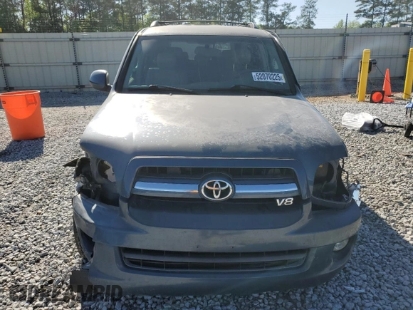 2005 Toyota Sequoia SR5 with VIN 5TDBT44A55S253751, listed as a Copart auction lot 52070225 with 191,245 mi miles and Salvage Title. Bid and sale history available at DreamBid. Image 5.