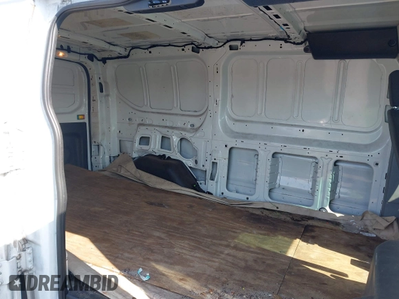 2015 Ford Transit Cargo with VIN 1FTNE1ZM0FKA90248, listed as a IAAI auction lot 41995824 with 157,085 mi miles. Bid and sale history available at carsss.com. Image 8.