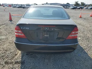2007 Mercedes-Benz C 230 Sport z VIN WDBRF52H67A931417, wystawiony jako Copart lot #64887725 z przebiegiem 129 258 mil mil oraz Szkoda całkowita • Salvage title. Historia ofert i sprzedaży dostępna na DreamBid. Obrazek 6.